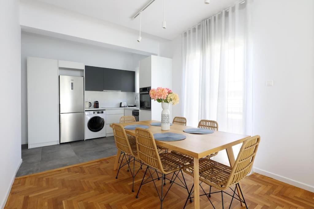 Blue Delta Apartment Palaio Faliro Athens Exterior photo
